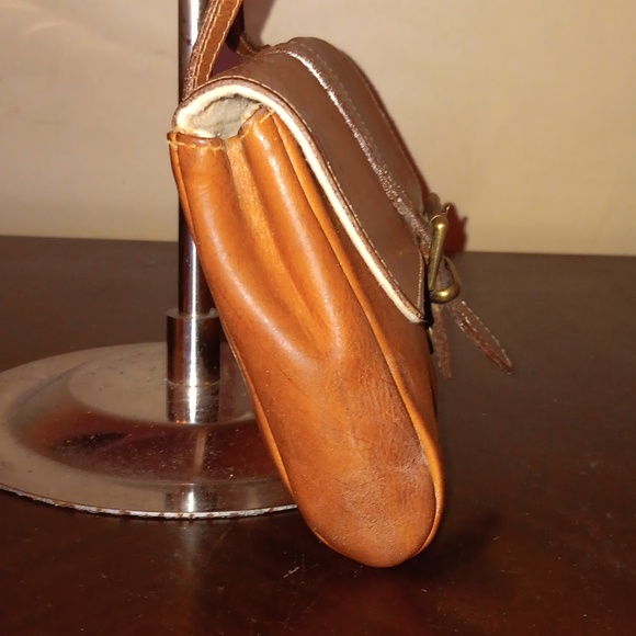 FURLA VINTAGE LEATHER CROSSBODY - Picture 7 of 10